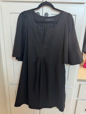 pomander place black dress